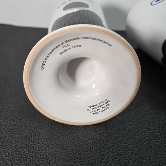 Pair of Oreo Ice Cream Glasses – Vintage Dessert Cups - Picture 8 of 8